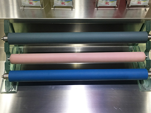 新疆硅胶辊